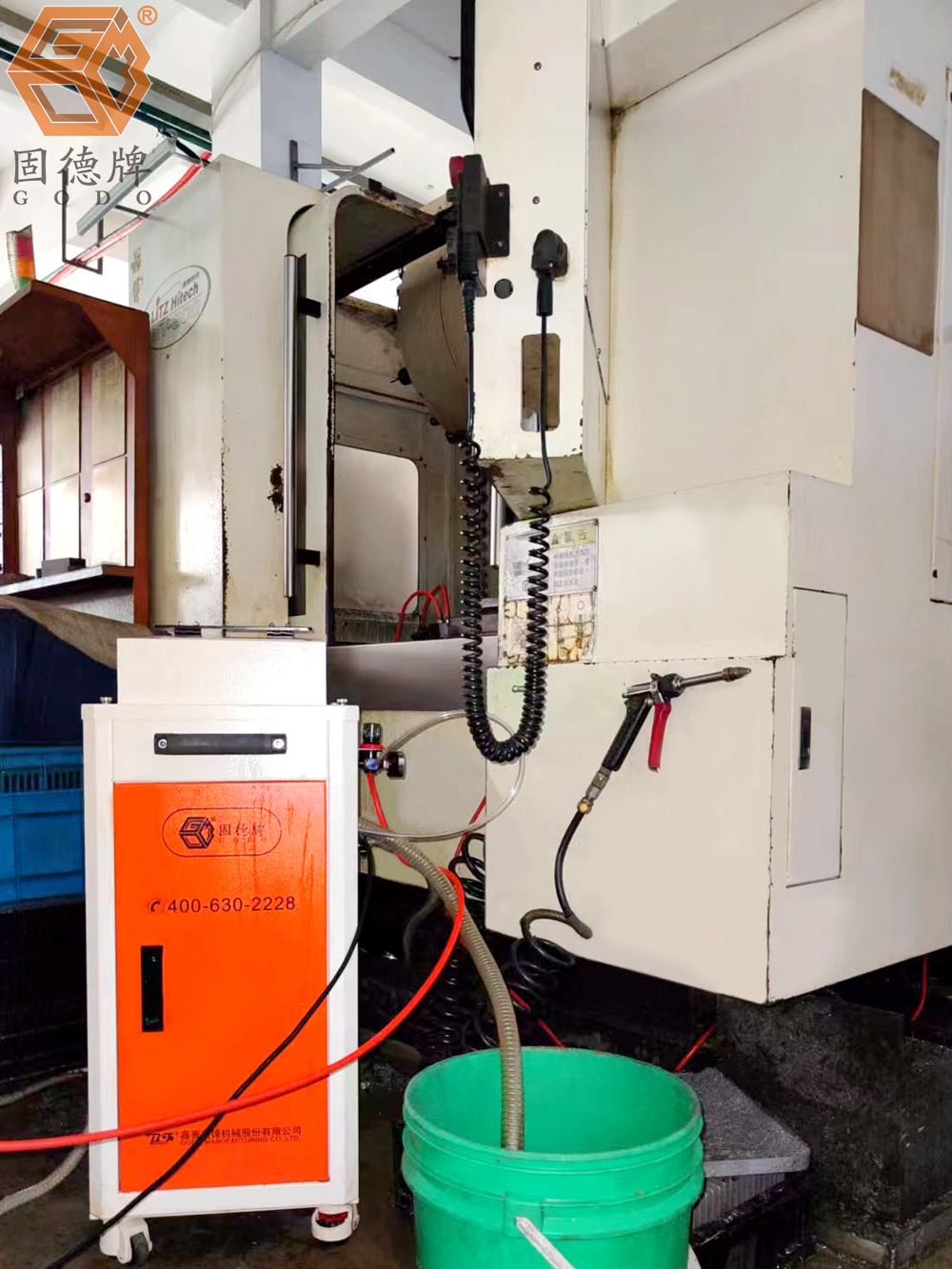 切削液发霉发臭太刺鼻？固德牌切削液净化妆置来资助